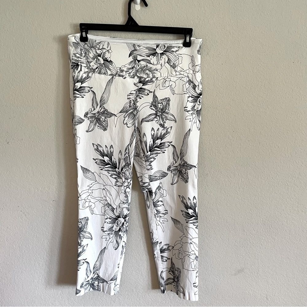 Soft surroundings woman's ankle pullon pant LPetite floral stretch tummy control